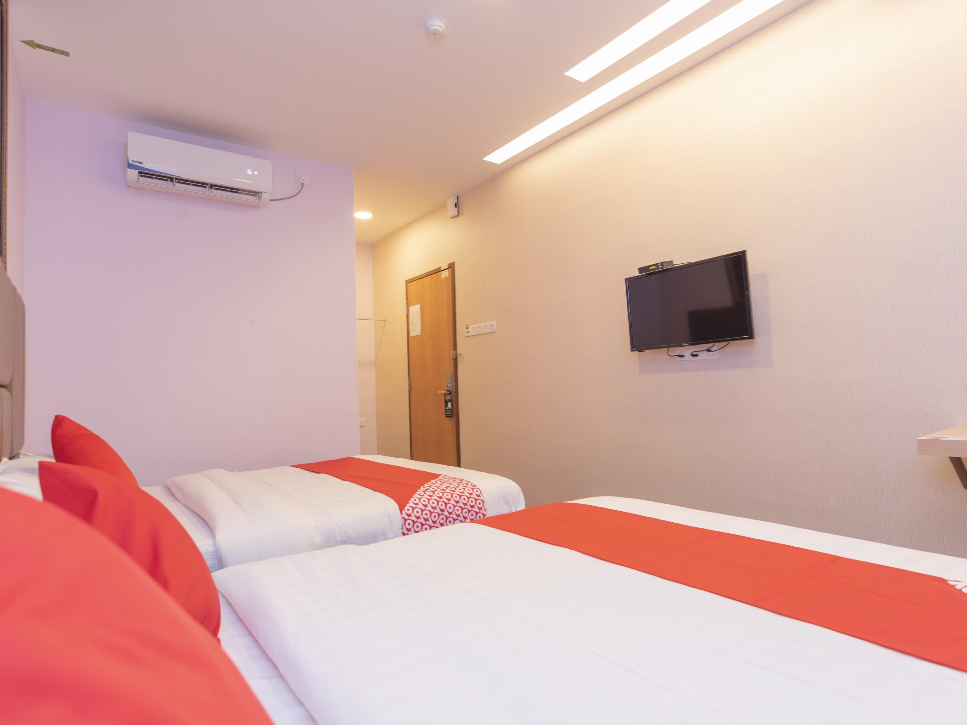 Zenz Hotel Kulai Exteriér fotografie