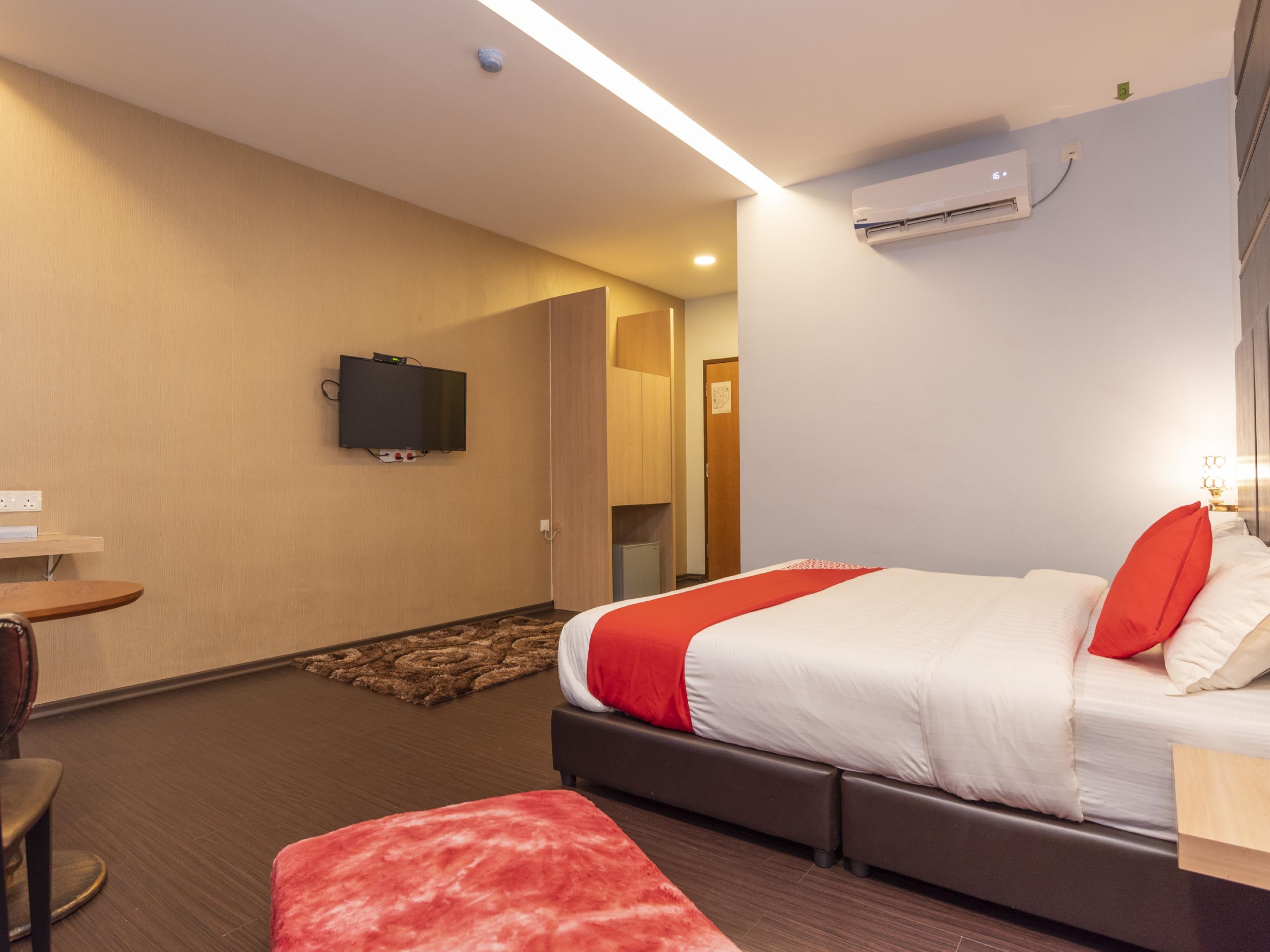 Zenz Hotel Kulai Exteriér fotografie