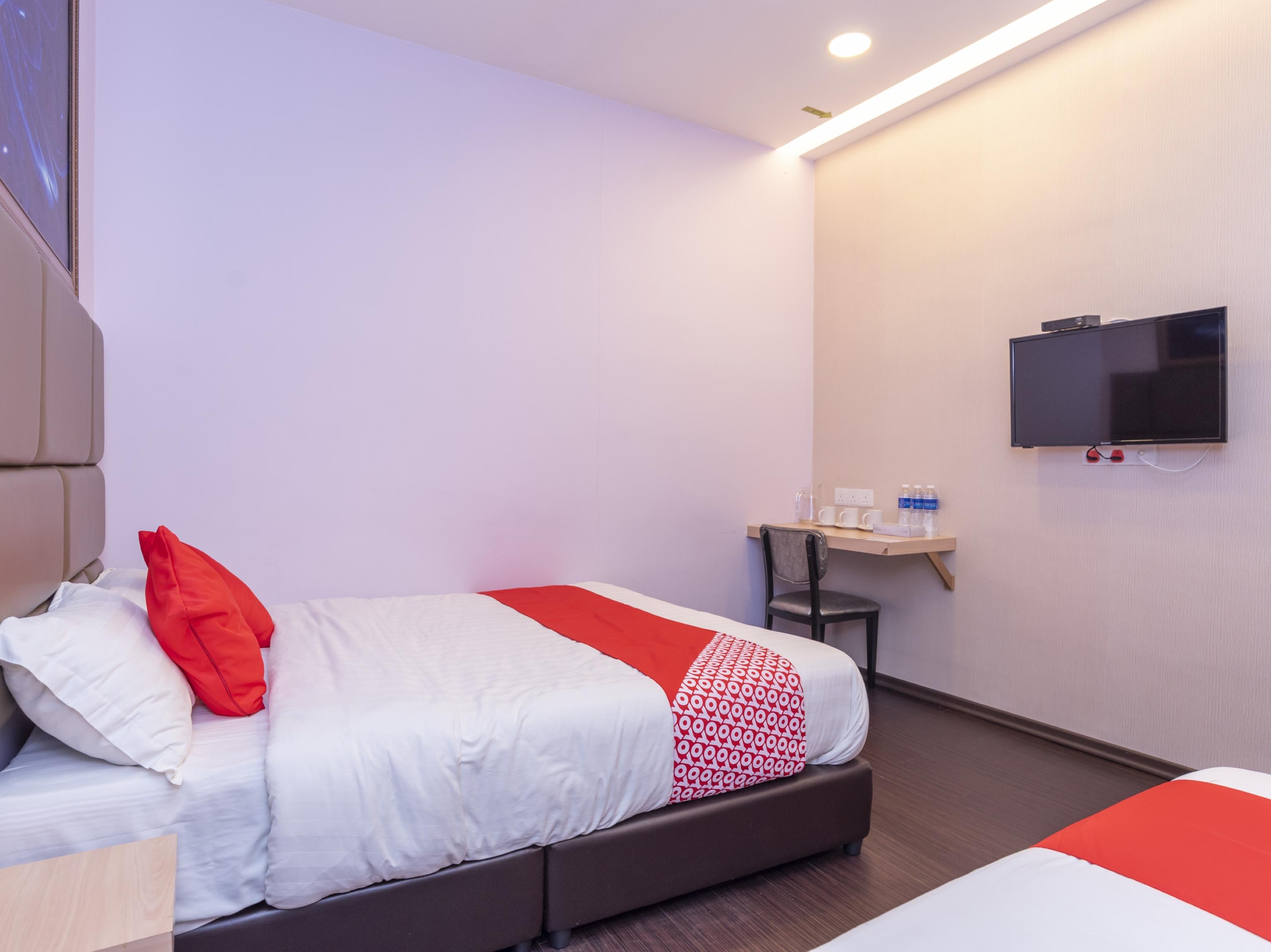 Zenz Hotel Kulai Exteriér fotografie