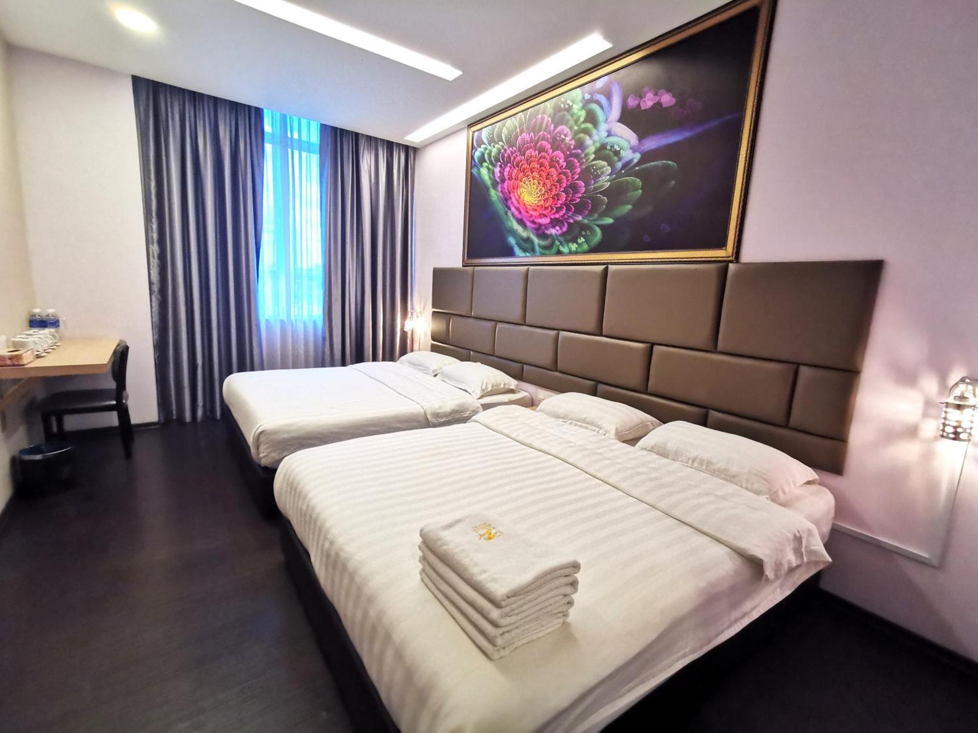 Zenz Hotel Kulai Exteriér fotografie