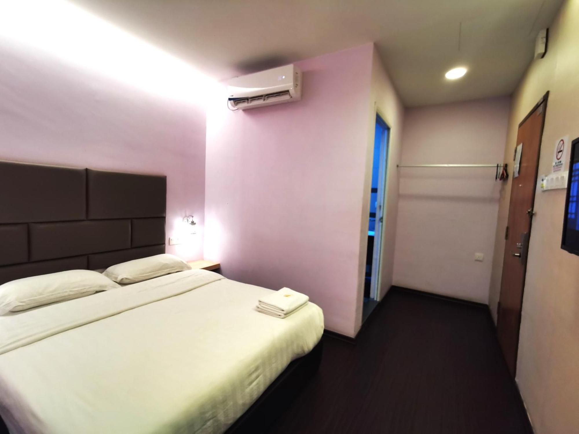Zenz Hotel Kulai Exteriér fotografie